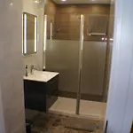 Amik Apartament-night View 아파트