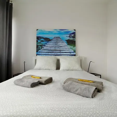 Amik Apartament-night View