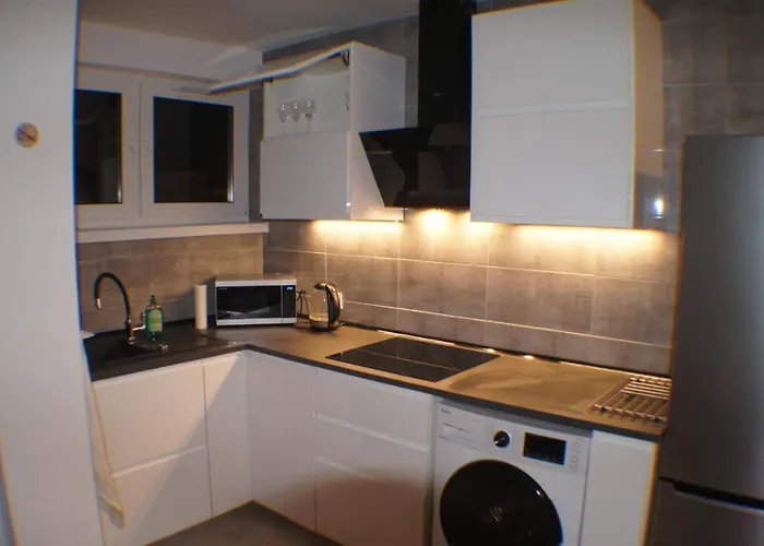 Amik Apartament-night View Διαμέρισμα *