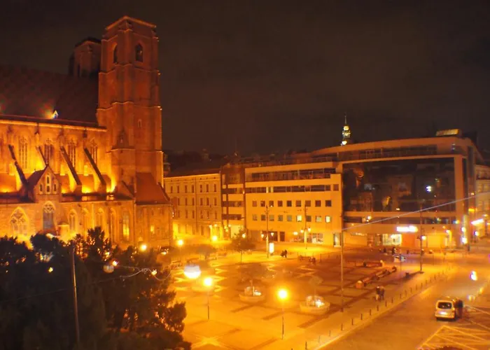 Lägenhet Amik Apartament-night View Wrocław
